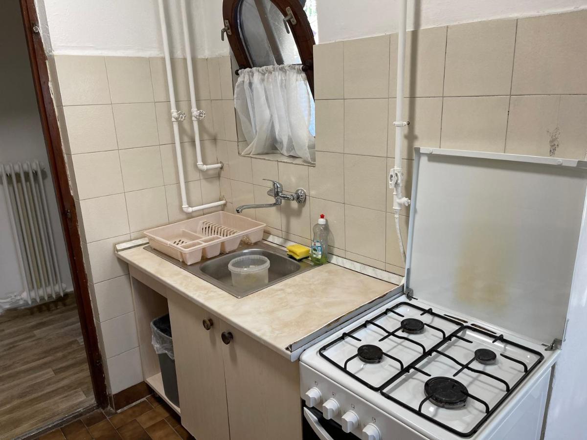 Szimpla Apartman Lejlighed Miskolc Eksteriør billede